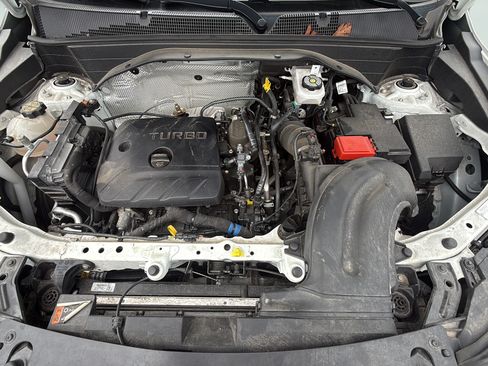 Used 2025 Chevrolet TrailBlazer LT AWD/4WD image 36