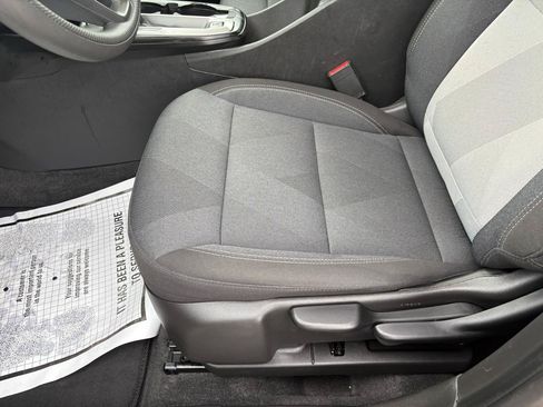 Used 2026 Chevrolet Trax LS FWD image 18