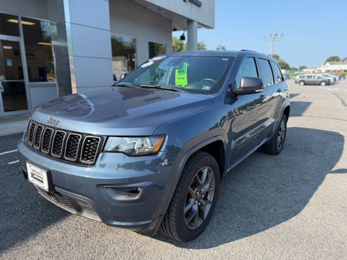 Certified 2021 Jeep Grand Cherokee Limited w/ Quick Order Package 28K 80th AWD/4WD image 3