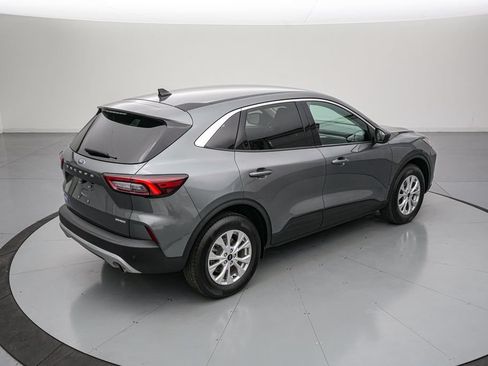Certified 2023 Ford Escape Active w/ Tech Pack #1 AWD/4WD image 4