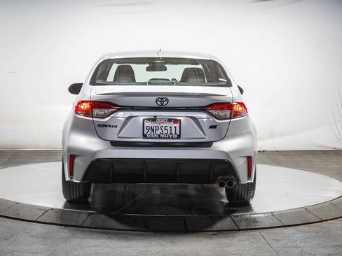 Certified 2024 Toyota Corolla SE w/ SE Premium Package FWD image 6