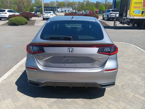 Used 2023 Honda Civic Sport image 5