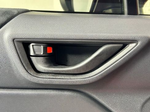 Used 2024 Toyota GR86 Premium image 27