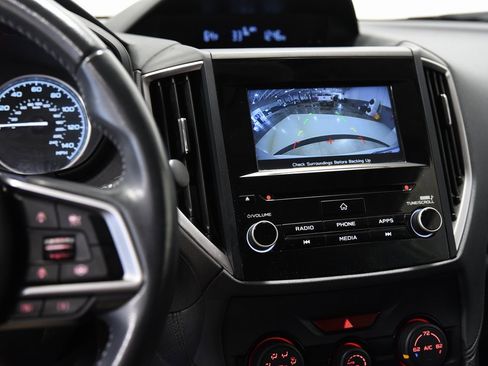 Used 2023 Subaru Forester Premium image 27