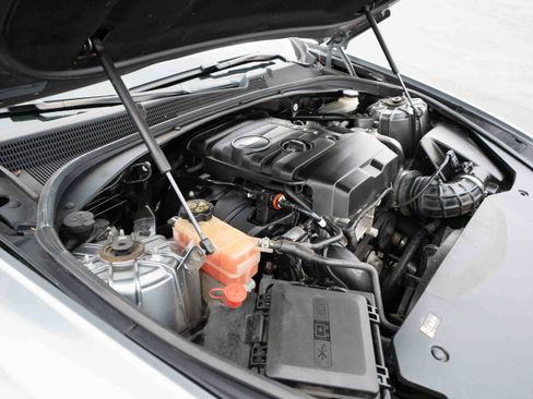 Used 2019 Cadillac CTS Luxury image 31