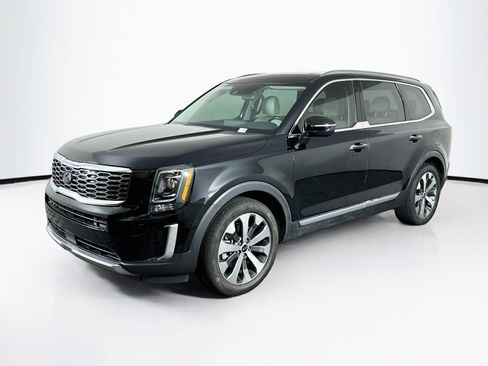 Used 2020 Kia Telluride S AWD/4WD image 3