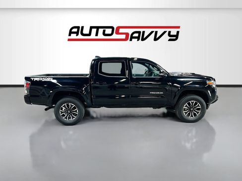 Used 2023 Toyota Tacoma TRD Sport w/ Advanced Technology Package image 8