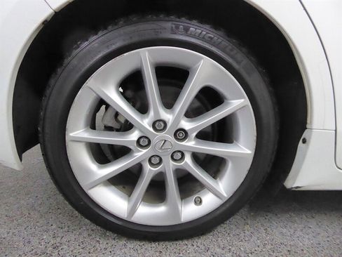 Used 2012 Lexus CT 200h Premium image 31