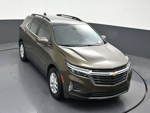 Used 2023 Chevrolet Equinox LT FWD image 23