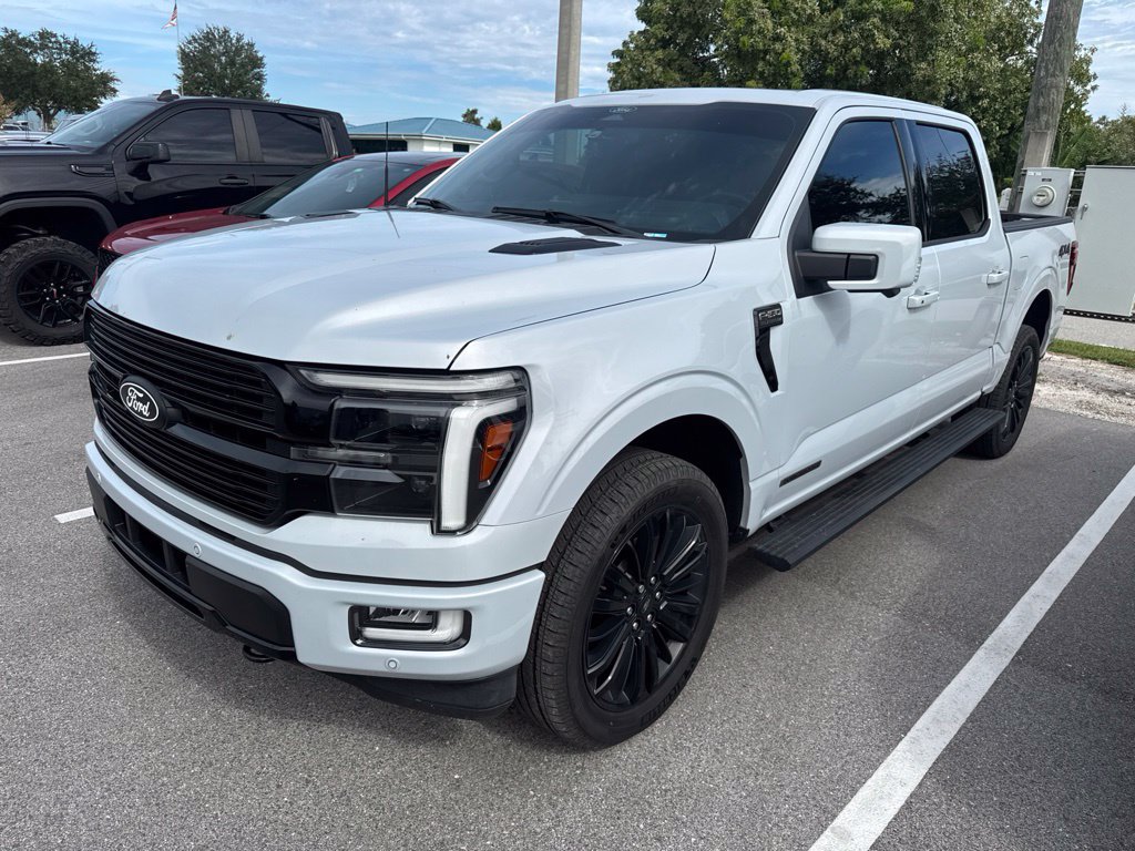 Used 2025 Ford F150 Platinum w/ Equipment Group 702A High AWD/4WD image 4