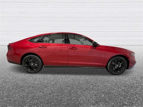 New 2025 Honda Accord SE image 7