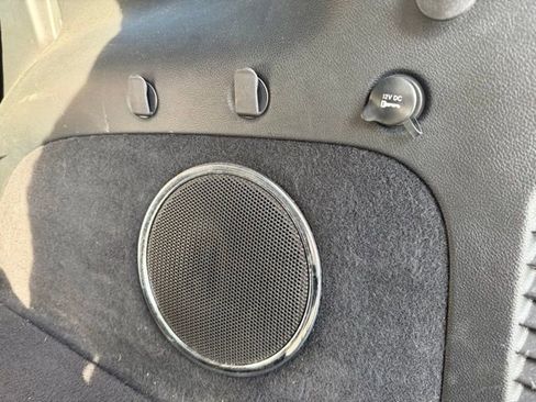 Used 2018 Jeep Grand Cherokee Altitude image 13