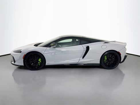 Used 2025 McLaren GTS image 4