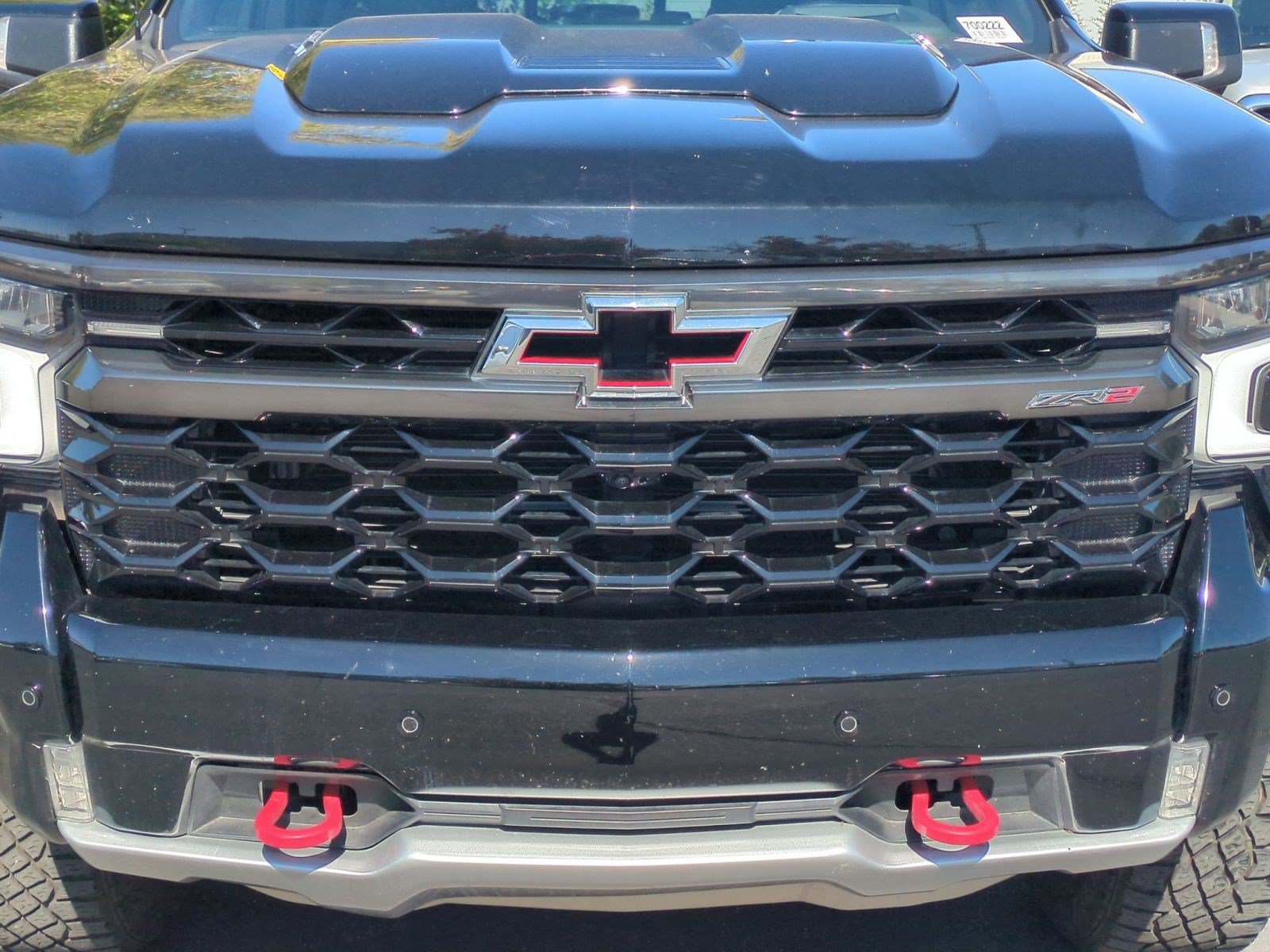 Certified 2025 Chevrolet Silverado 1500 ZR2 w/ Technology Package AWD/4WD image 9