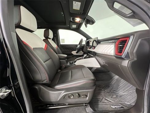 Certified 2023 GMC Canyon AT4X image 29