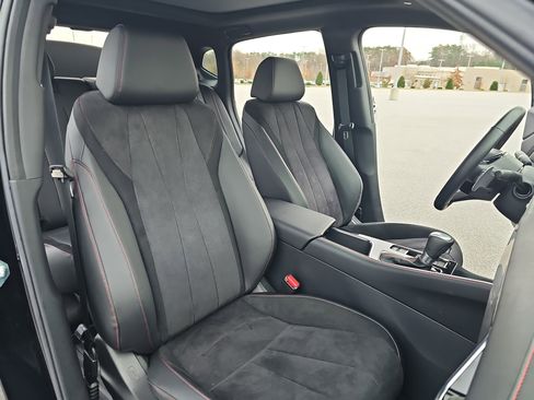 Certified 2025 Acura ADX A-Spec image 10