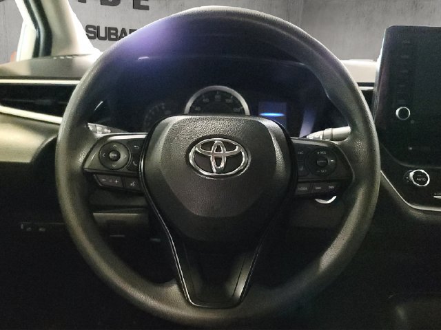 Used 2022 Toyota Corolla LE FWD image 17
