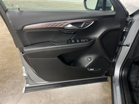 Certified 2023 Buick Envision Avenir AWD/4WD image 15