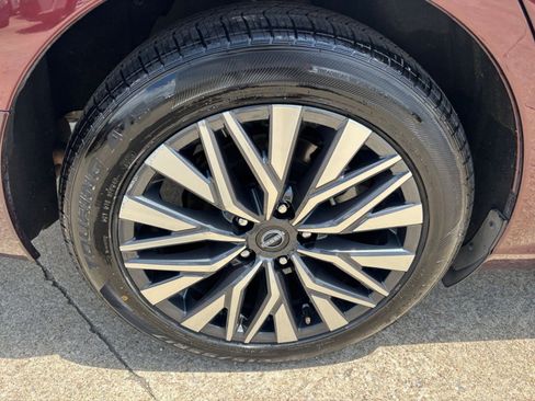 Used 2025 Nissan Altima 2.5 SV image 29