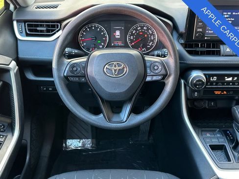 Used 2021 Toyota RAV4 XLE w/ Carpet Mat Package (TMS) image 16