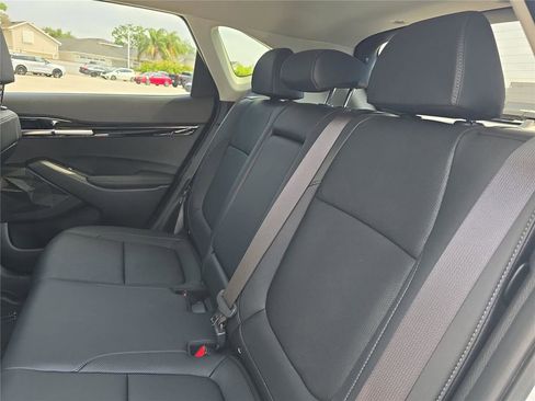 Used 2024 Kia Seltos SX AWD/4WD image 11