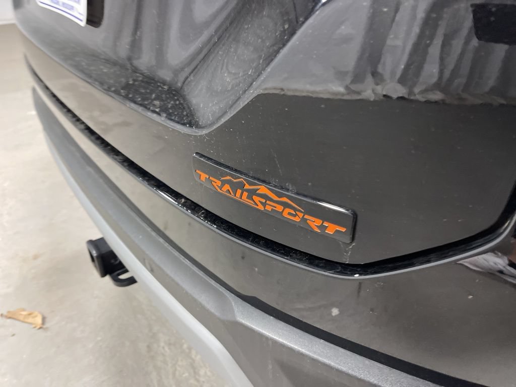 Used 2025 Honda Pilot TrailSport image 18
