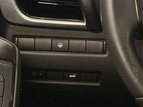 Certified 2023 Nissan Rogue SL w/ SL Premium Package FWD image 32