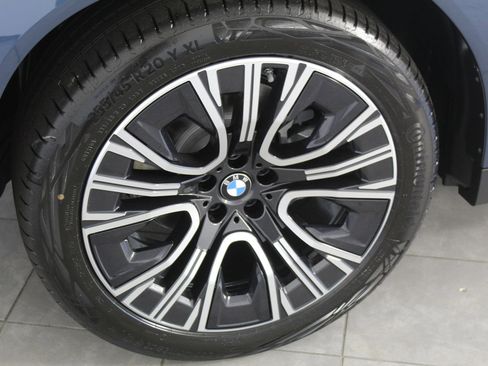 Used 2025 BMW X3 xDrive30i w/ Premium Package image 22