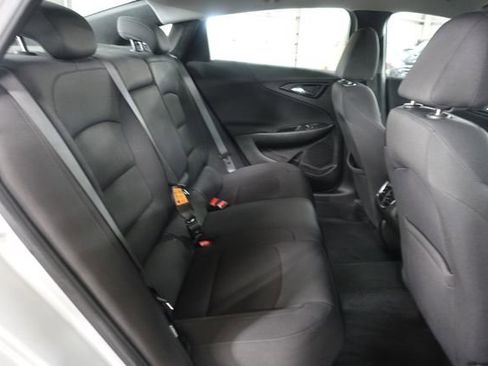 Used 2022 Chevrolet Malibu LT image 22