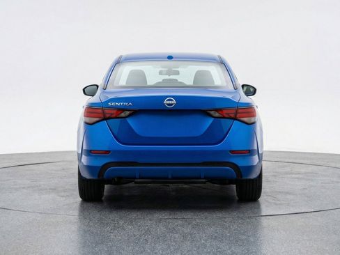 Used 2025 Nissan Sentra SV FWD image 7