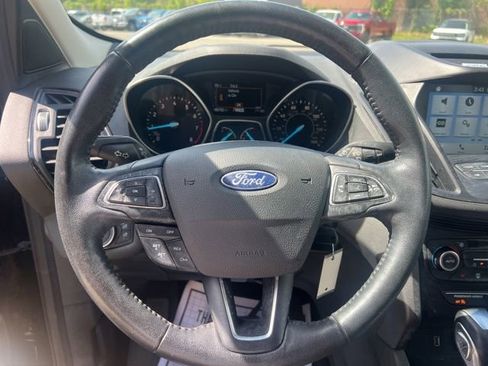 Used 2018 Ford Escape SEL FWD image 25