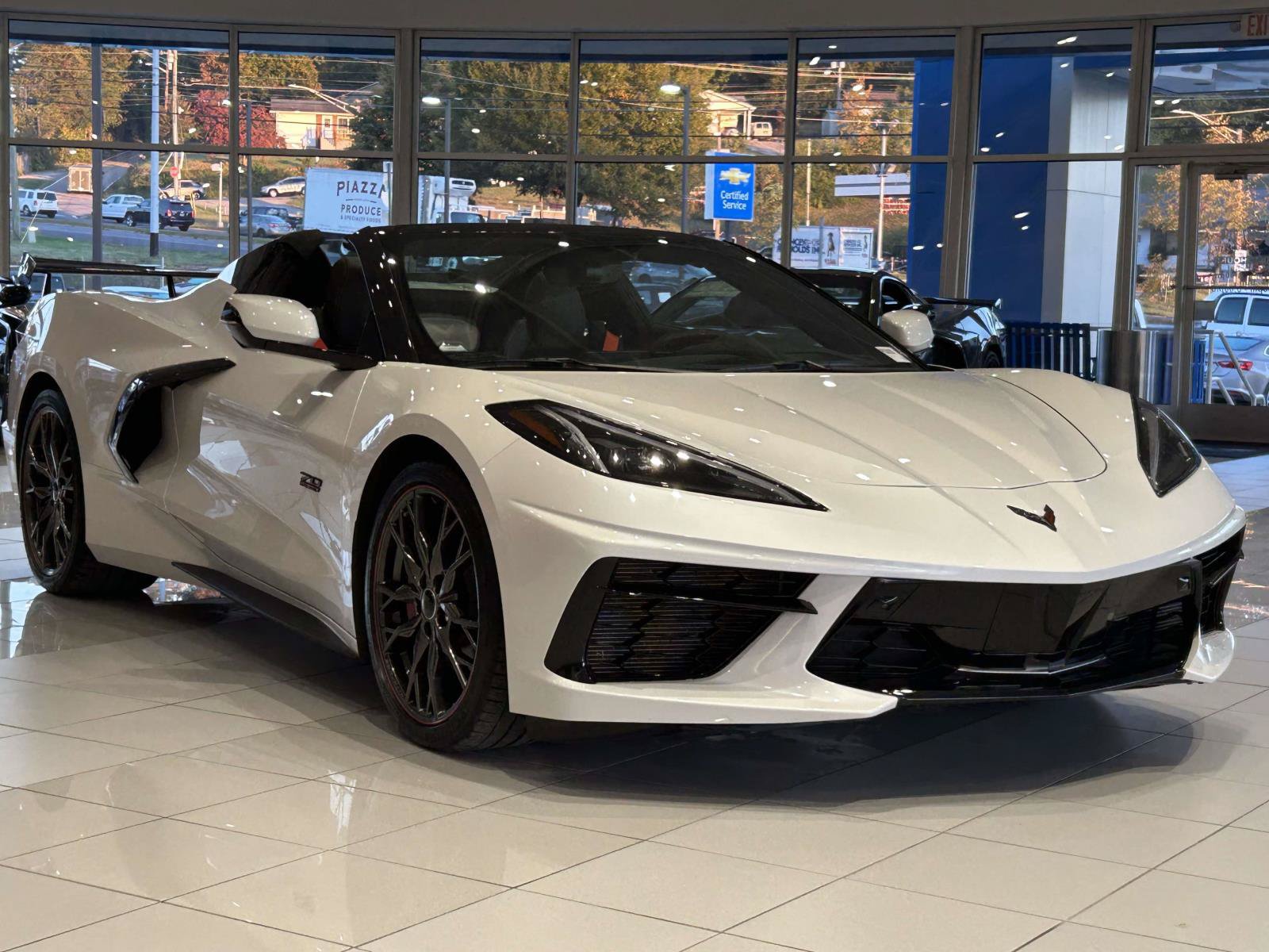 Used 2023 Chevrolet Corvette Stingray Premium Conv RWD image 1