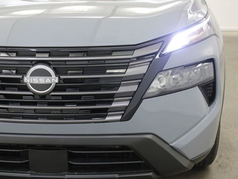 New 2026 Nissan Rogue SV image 8