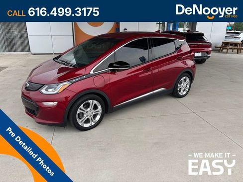 Used 2020 Chevrolet Bolt LT FWD image 2