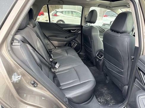 Used 2023 Subaru Outback Limited image 11