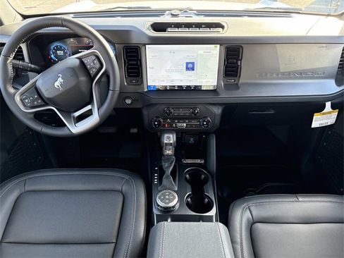 New 2025 Ford Bronco Big Bend w/ Black Diamond Package image 16