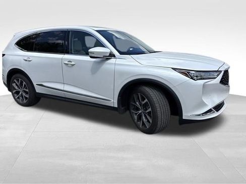 Used 2023 Acura MDX FWD w/ Technology Package image 12