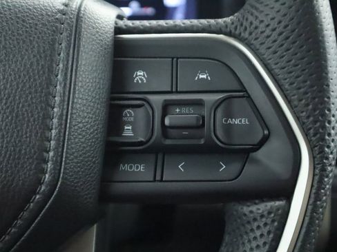 Used 2024 Toyota Tacoma TRD Sport image 12