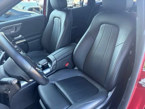 Used 2022 Mercedes-Benz GLA 250 4MATIC w/ Premium Package Lite image 17
