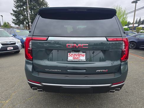 New 2026 GMC Yukon AT4 AWD/4WD image 6
