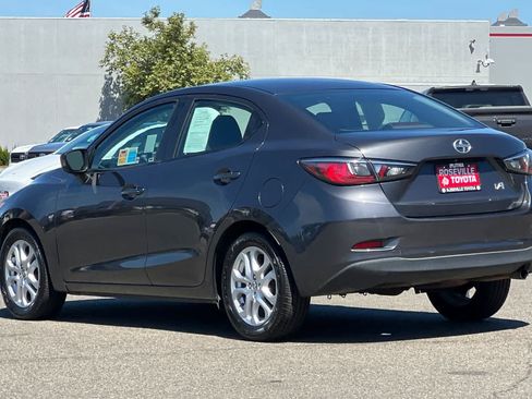 Used 2016 Scion iA FWD image 7