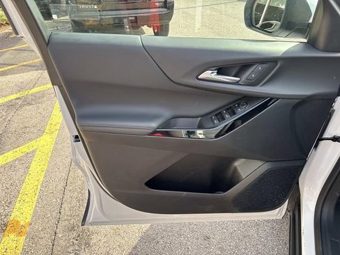 Certified 2025 Chevrolet Equinox LT image 20