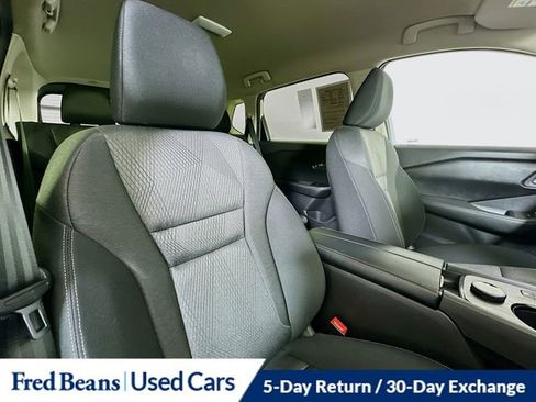 Used 2025 Nissan Rogue SV AWD/4WD image 28