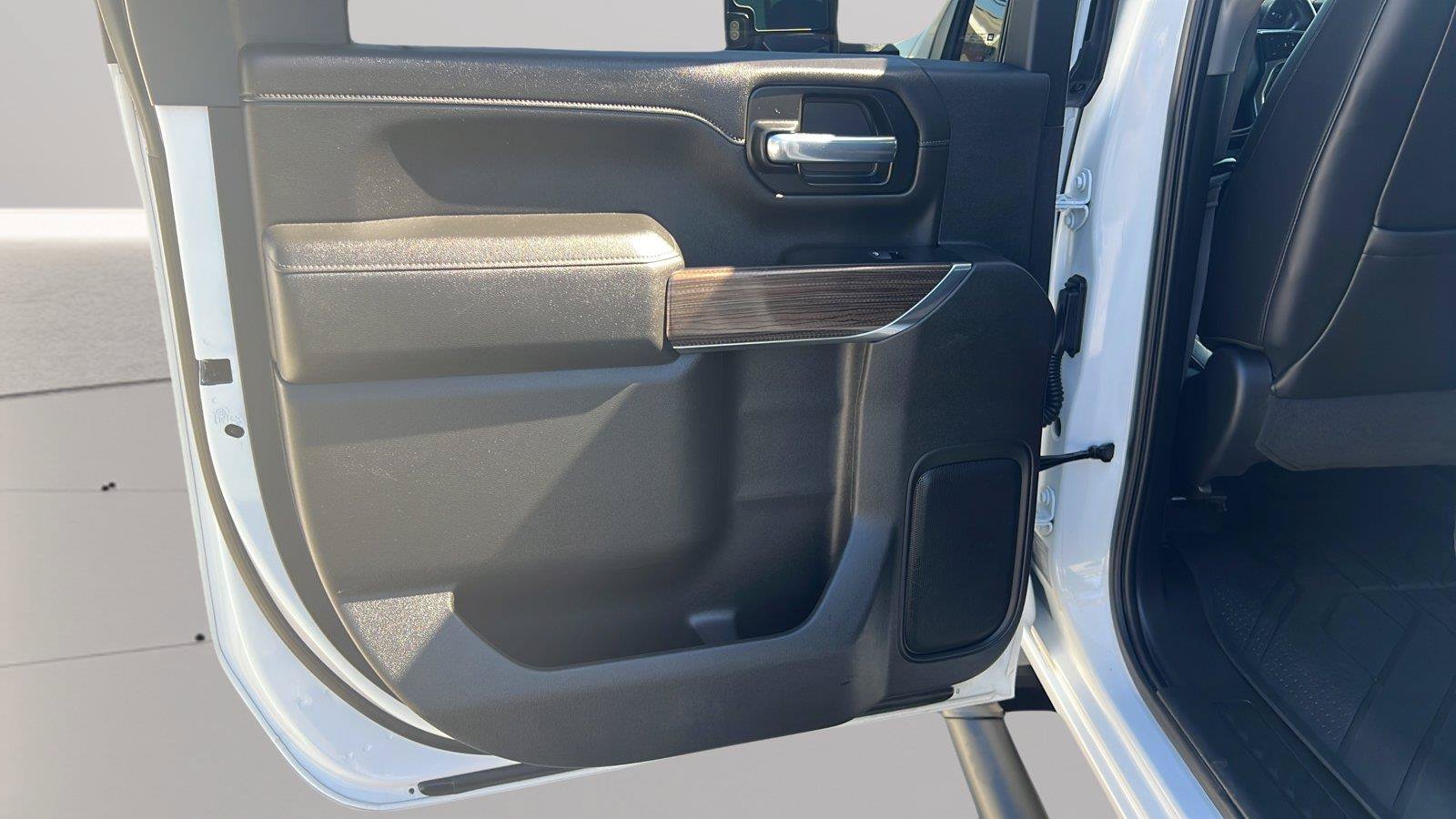 Used 2020 Chevrolet Silverado 2500 LT w/ All Star Edition AWD/4WD image 15