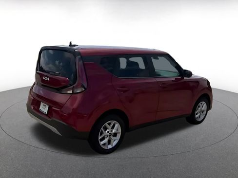 Used 2025 Kia Soul LX w/ LX Technology Package FWD image 15