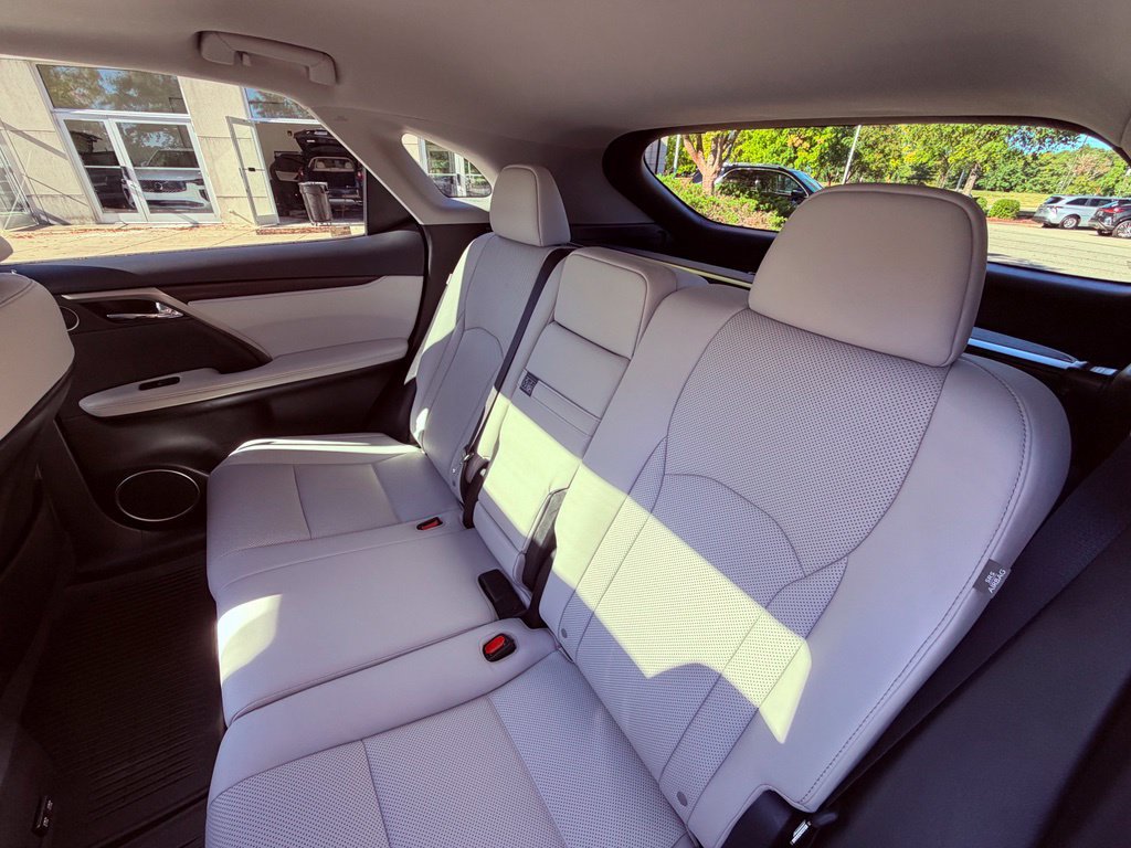 Certified 2022 Lexus RX 350 FWD w/ Premium Package image 16