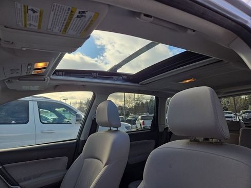 Used 2017 Subaru Forester 2.5i Premium image 26