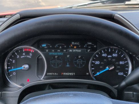 Used 2017 Ford F250 Lariat w/ FX4 Off-Road Package AWD/4WD image 25