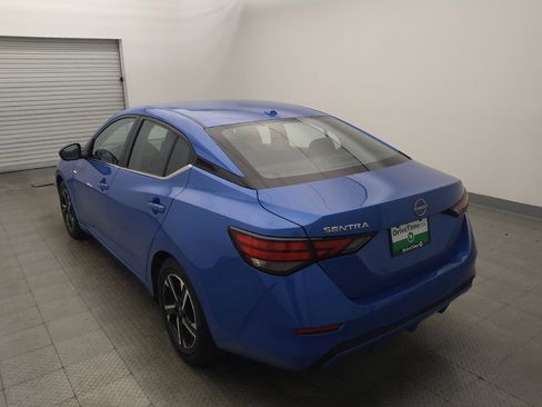 Used 2025 Nissan Sentra SV FWD image 5