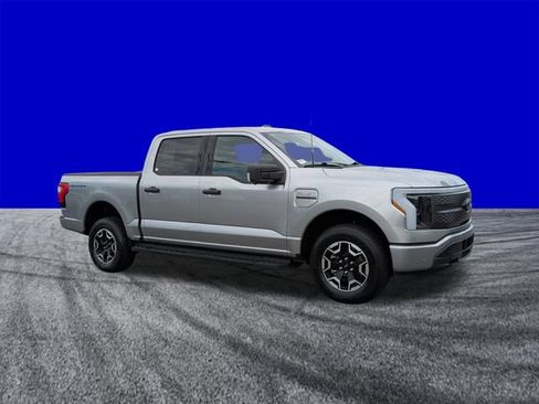 Certified 2023 Ford F150 Lightning XLT AWD/4WD image 2